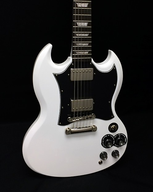 Epiphone SG PRO ホワイト 美品 エレキギター Epiphone SG Standard Lefty Alpine White エレキギター初心者14