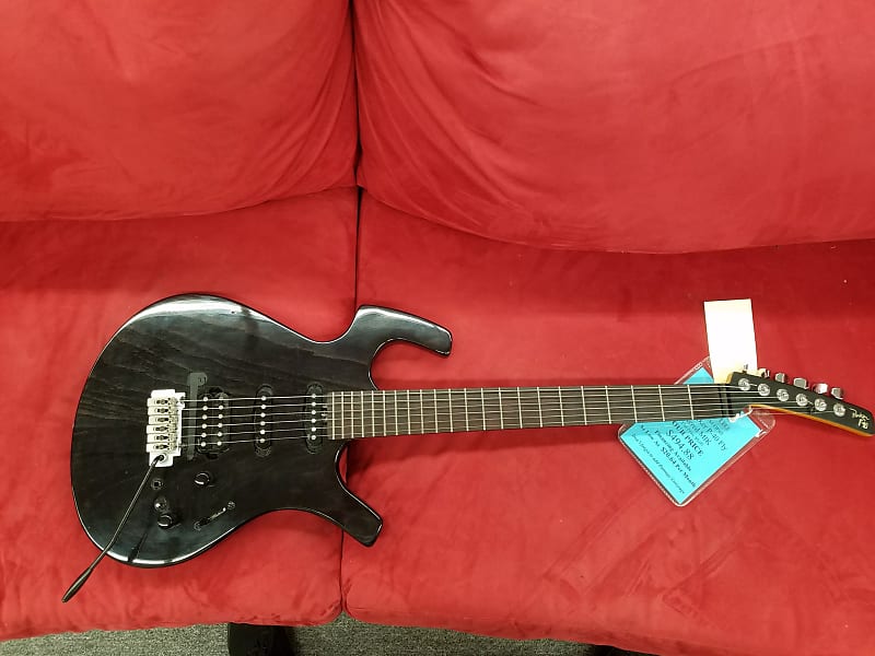 ギター Parker P-40 PARKER P 40 Electric Guitar - YouTube