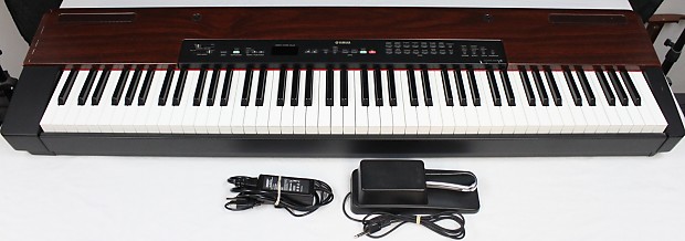YAMAHA 電子ピアノ 88鍵盤 P-120 P-120 - Display Collection - INNOVATION ROAD - Yamaha