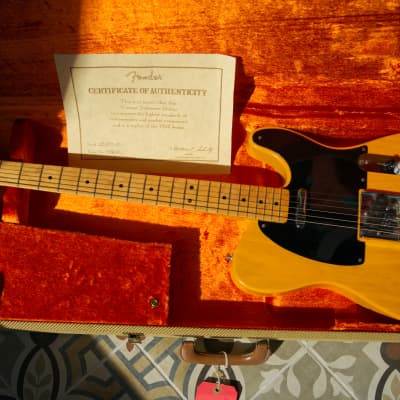 Fender American Vintage '52 Telecaster Butterscotch Blonde 2000s