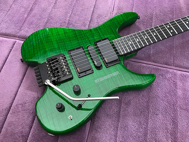 【レビューで送料無料】 Rare Emerald Flametop USA Steinberger GM7TA TransTrem Guitar ギター