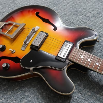 Vintage 1960s Kappa Continental Hollow Body Guitar Sunburst Finish Original No Case 335 Style Original Bigsby Bridge image 3