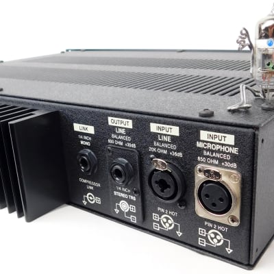 Avalon VT-737 SP Black Tube Mic Preamp Comp EQ + Neuwertig + Avalon VT-737 SP Black Tube Mic Preamp Comp EQ + Neuwertig +