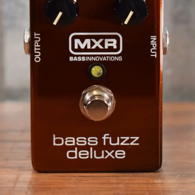 Dunlop MXR M84 Bass Fuzz Deluxe Effect Pedal image 2