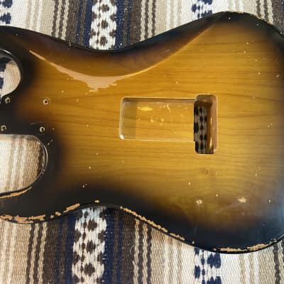 MJT Stratocaster body - Sunburst image 2