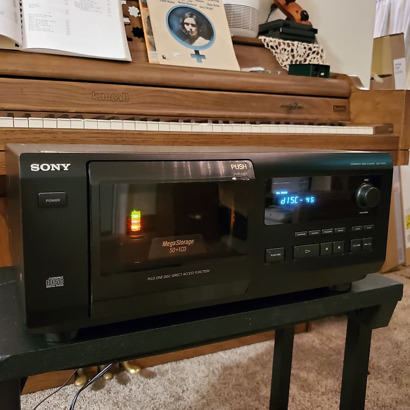 Sony CDP-CX50 50+1 CD sold Mega Changer Carousel Player - Fast Ship!