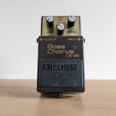 Boss CE-2B Bass Chorus (Green Label)