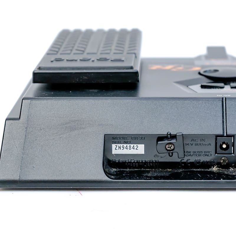 Roland　ローランドGR-33ギターシンセ/GK-2Aピックアップ　ジャンク Roland GK-3 Divided Pickup for Guitar Synthesizer GR-33 GR-20 VG