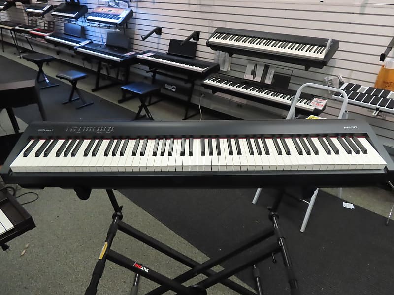 Roland FP-30 Stage Piano (Edison, NJ) | Reverb