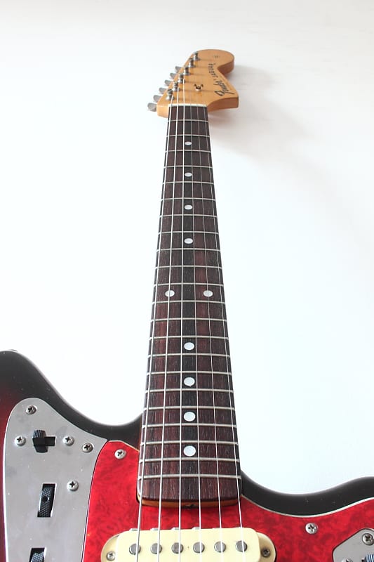 Fender Jaguar サンバースト　JG66-85 1999 Fender Japan Jaguar JG66-85 '62 Reissue 3-Tone Sunburst