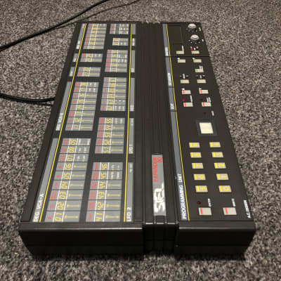 very rare Siel Expander 80 - Analog Polyphonic Synthesizer, Vintage, 1980s, Made In Italy image 3