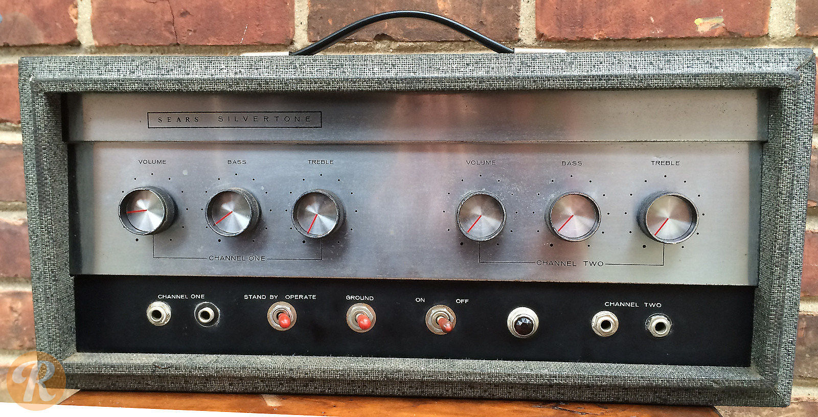 Silvertone shop amp head