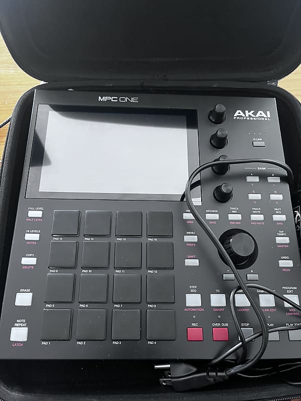 Akai MPC One standalone MIDI Sequencer with Analog cases carry bag image 1