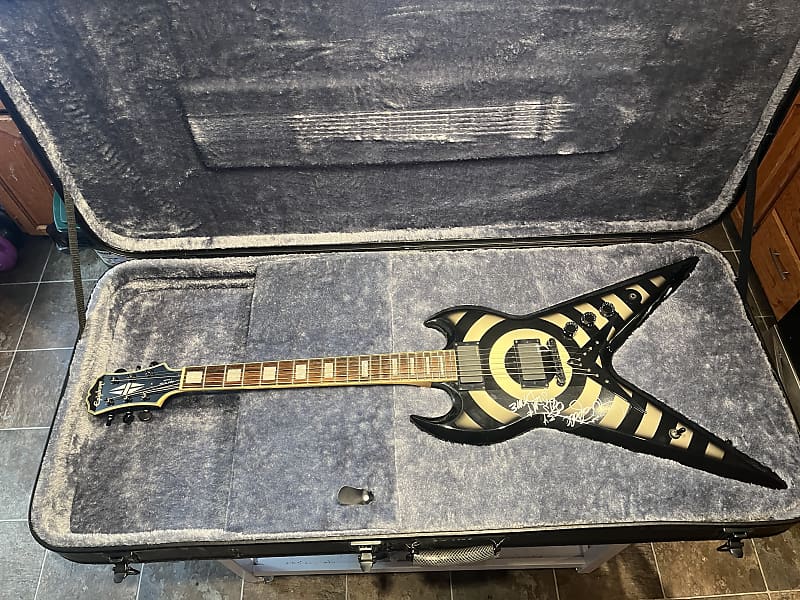 Epiphone Zakk Wylde Signature “ZV” Custom Autographed by