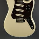 USED Squier Paranormal Cyclone - Pearl White (049)