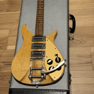 Rickenbacker 325V59 1985 - 1995