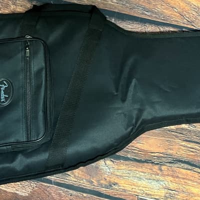 Fender Deluxe Molded ABS P/J Bass Guitar Case Black Gray