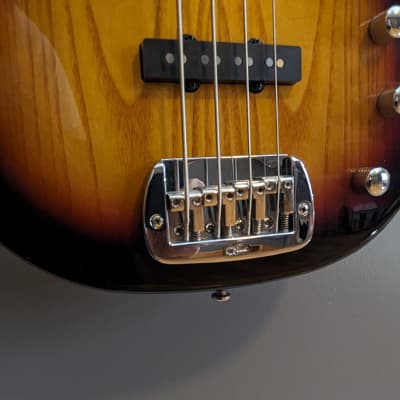 G&L Tribute Series JB-2 2020s Sunburst Electric 4-String Jazz Bass - Ultralight Tuners, Custom Headstock image 4