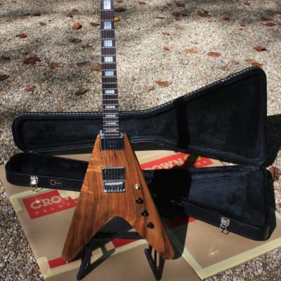 THE Travis Bean Flying V, Excellent Mint-like condition, 1977 Pots image 1