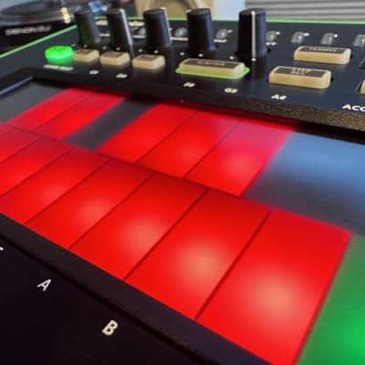 Roland AIRA TB-3 Touch Bassline Synthesizer | Reverb