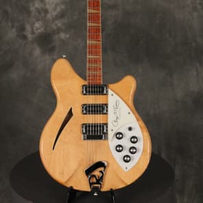 Roger mcguinn deals rickenbacker 12 string