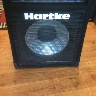 Hartke HA1200 Kickback 12