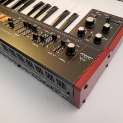 Behringer Vocoder VC340 2019 - Present - Black image 13