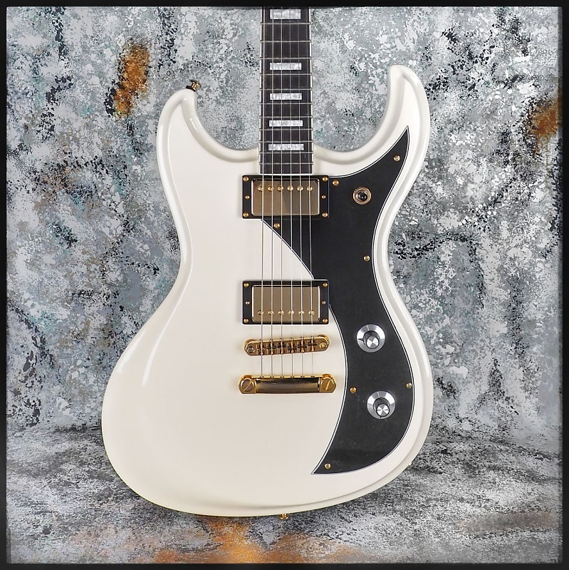 Dunable Gnarwhal DE - Vintage White w/ Gig Bag | Reverb Canada