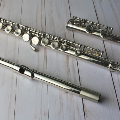 Glory GFL-130, Closed Hole C Flute- Beginner, Middle/High School