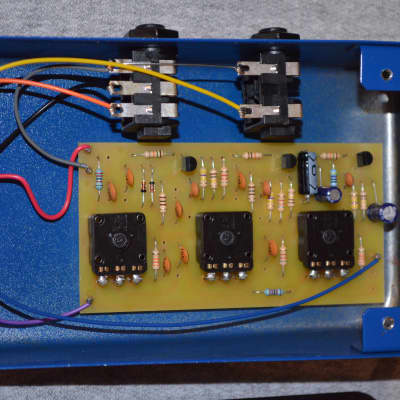 Sola Sound - (D*A*M)- Cheap Ass Bum -- Fuzz --Blue- Jumbo Tone Bender-- Free USPS Priority shipping. image 8