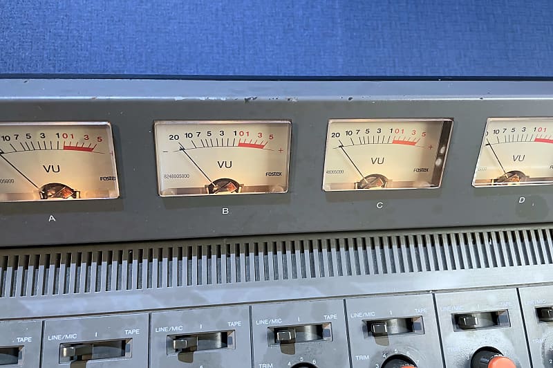 fostex model 350 レコーディングミキサー　3060メーター付き Fostex Model 350 Vintage Recording Mixer w/ Model 3060 Meter