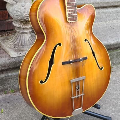 Vintage Hofner Model 457 1950s Archtop Venetian Cutaway Acoustic Guitar Classic Sunburst Beautiful Tone and Excellent Player for sale
