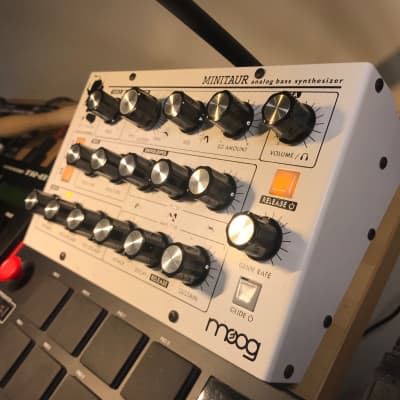 Moog Minitaur Analog Bass Synthesizer - Limited Edition WHITE - only 250 made image 3