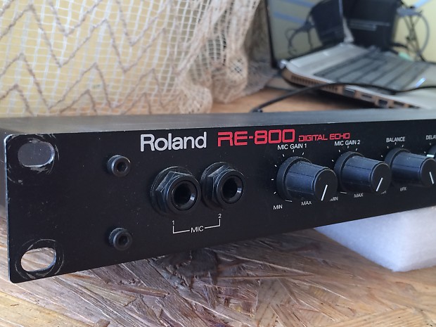 ローランドRE-800