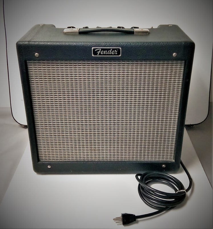 Fender Blues Junior Type PR 295 15-Watt Tube Combo Amplifier Made In U.S.A.