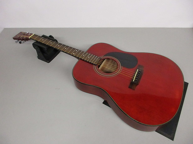 S101 acoustic store guitar