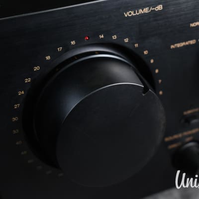 Sansui AU-α607XR Black Integrated Amplifier in Excellent Sansui AU-α607XR Black Integrated Amplifier in Excellent