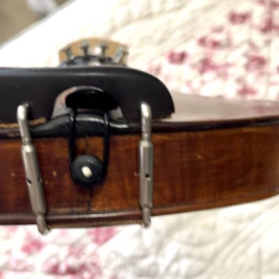 No Label 4/4 violin Appears from the 1930’s to1950’s - Wood image 8