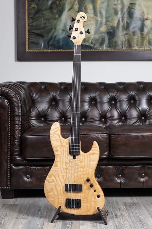 Maruszczyk Elwood L4P Fretless 2022 quilted ash image 1