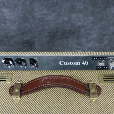 2013 Cornell Custom 40 - With Extension Cab & Covers - Tweed image 7