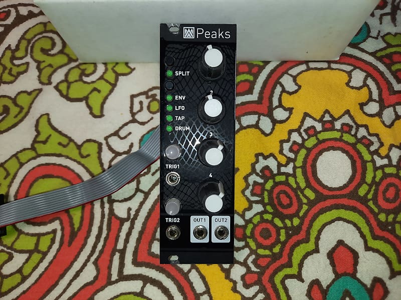 Mutable Instruments Peaks - (8hp)