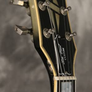 Gibson Les Paul Custom left over tremolo route 1981 Silverburst image 24