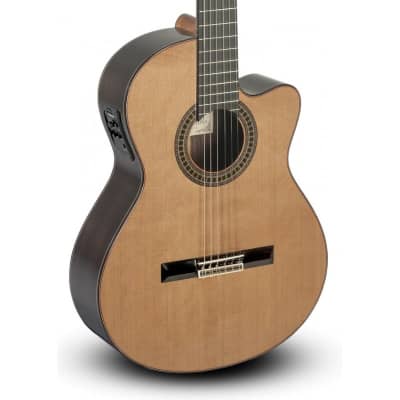 Guitarra Clasica PACO CASTILLO 224ce for sale