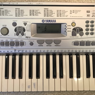 Yamaha PSR-275 Silver | Reverb