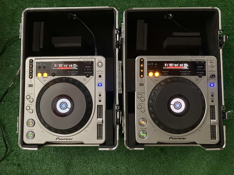 Pioneer CDJ 800 MK2 Pair with Flight Cases and Power Cables