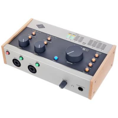 Universal Audio Volt 476 | 4-in/4-out USB 2.0 Audio/MIDI Interface. New with Full Warranty! image 9