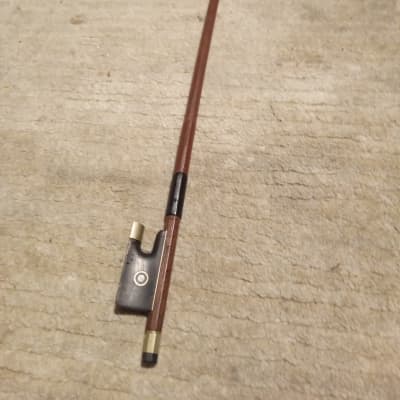 BAUSCH rep 4/4 1900s - 4/4 ,29 inch. Antique. Voilin bow. Germany stamped on bottom . 8 sided tip image 2