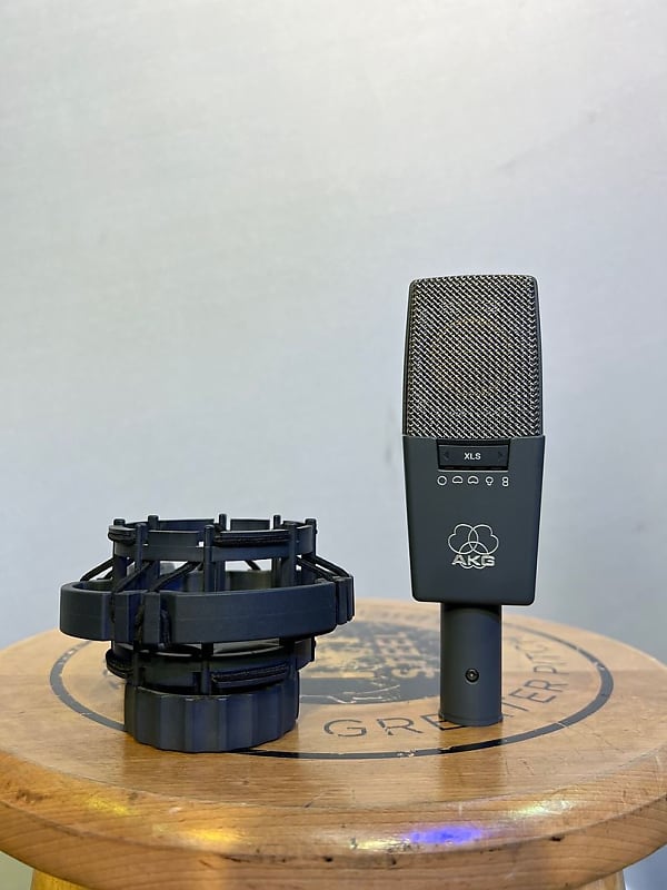 AKG C414 B XLS Large Diaphragm Multipattern Condenser Microphone 
