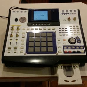 Akai MPC4000 4k, 400mb memory, digital in/out card, and 60gb hard drive image 6