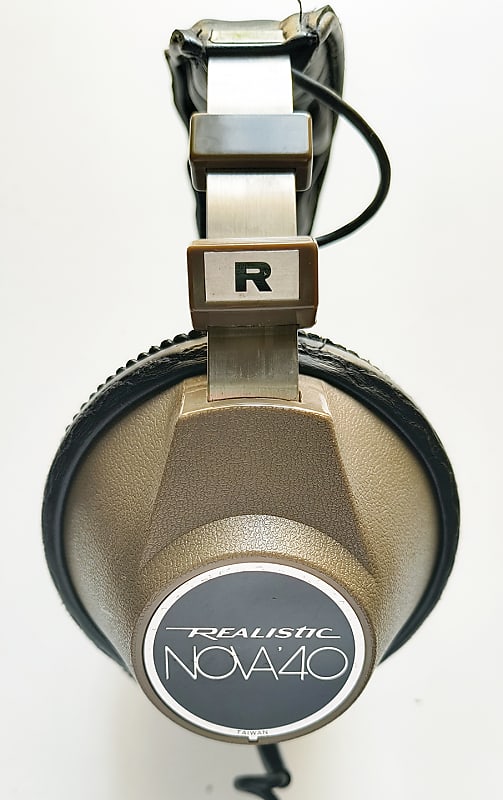Vintage Realistic Nova 40 Headphones  			